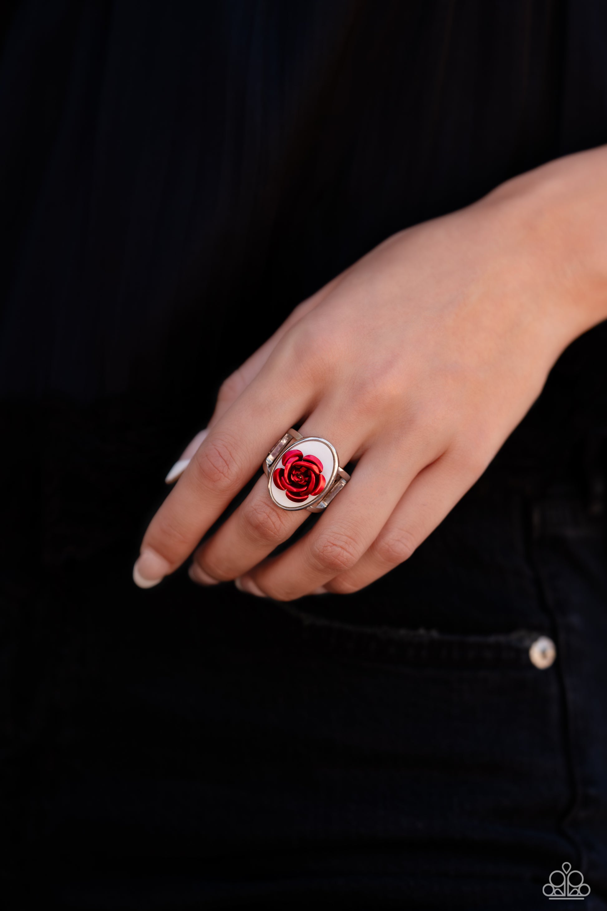 rose-to-my-heart-red-p4wh-rdxx-151xx