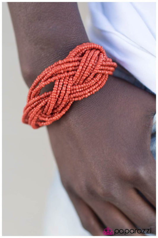 another-round-of-applause-orange-p9se-ogxx-024we