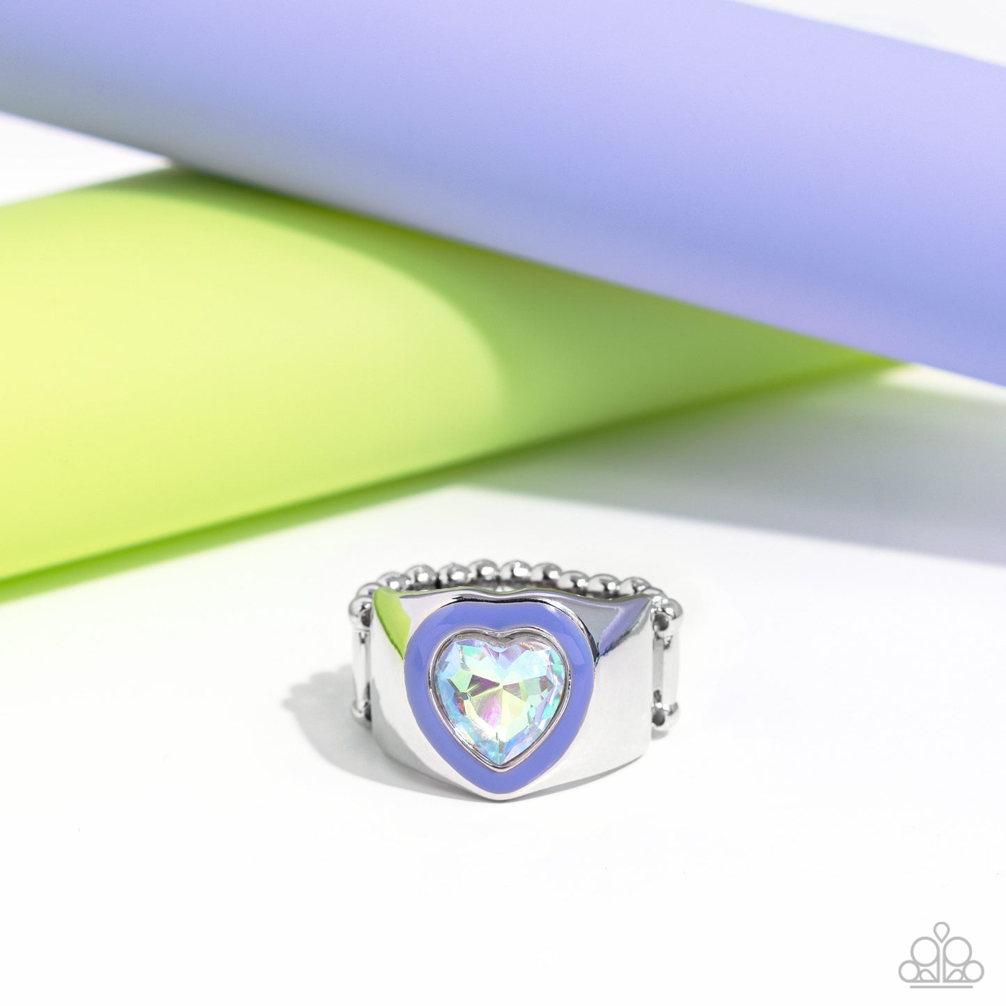fond-regard-blue-p4wh-blxx-216xx