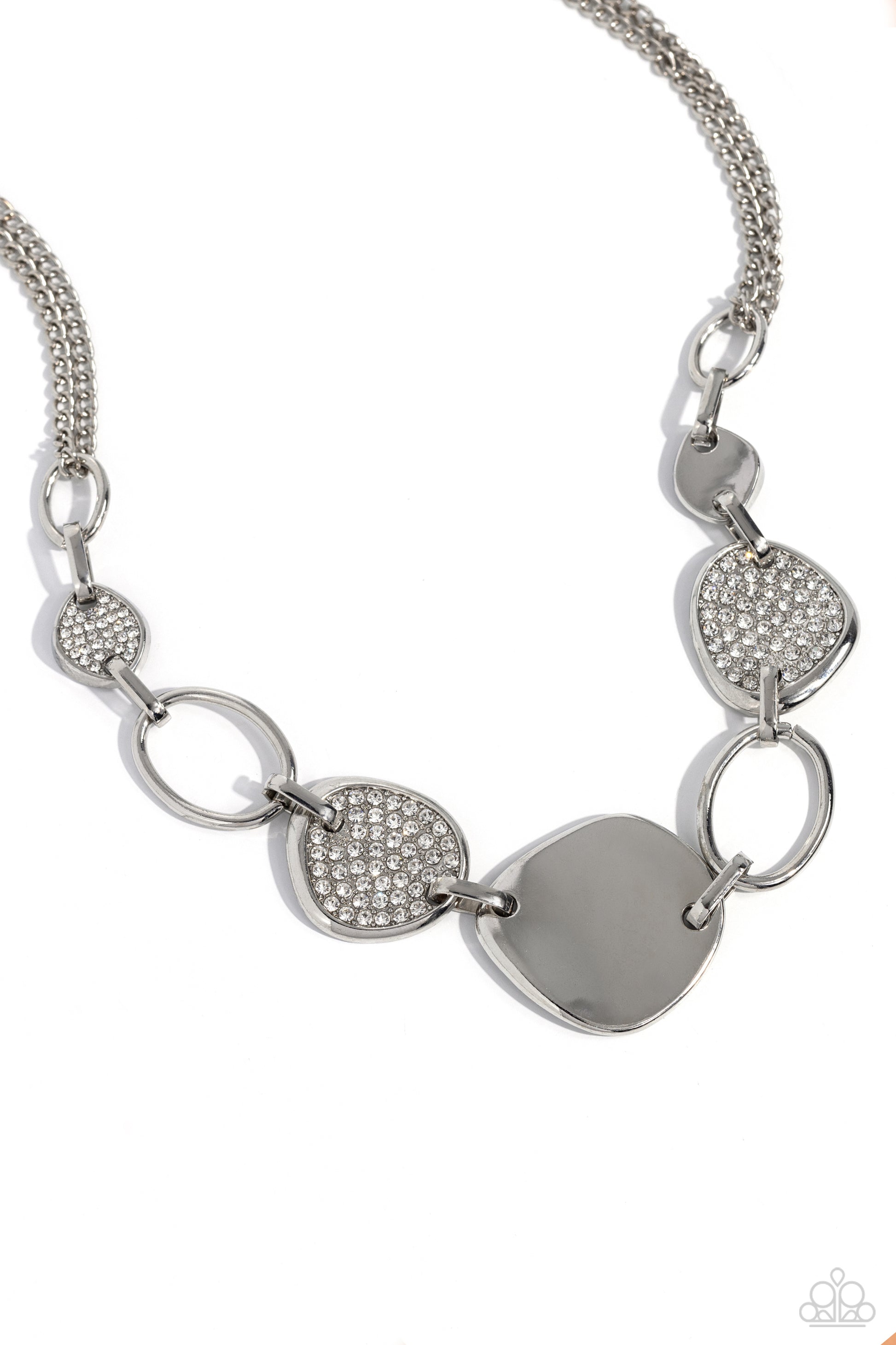 asymmetrical-attention-white-p2re-wtxx-656xx