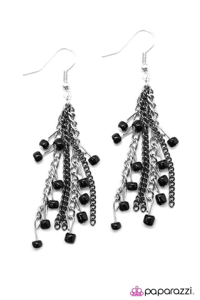 Paparazzi ♥ Out of This World - Black ♥ Earrings