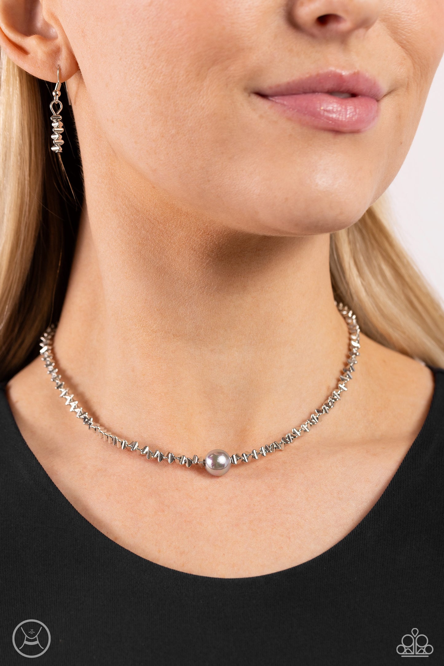 tasteful-triangles-silver-p2ch-svxx-102xx