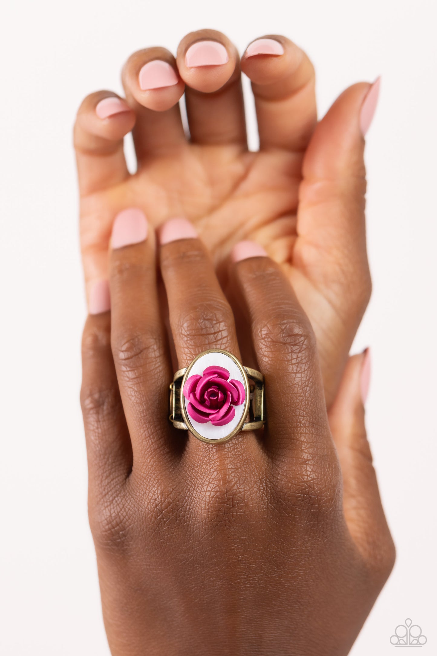 rose-to-my-heart-brass-p4wh-brxx-109xx