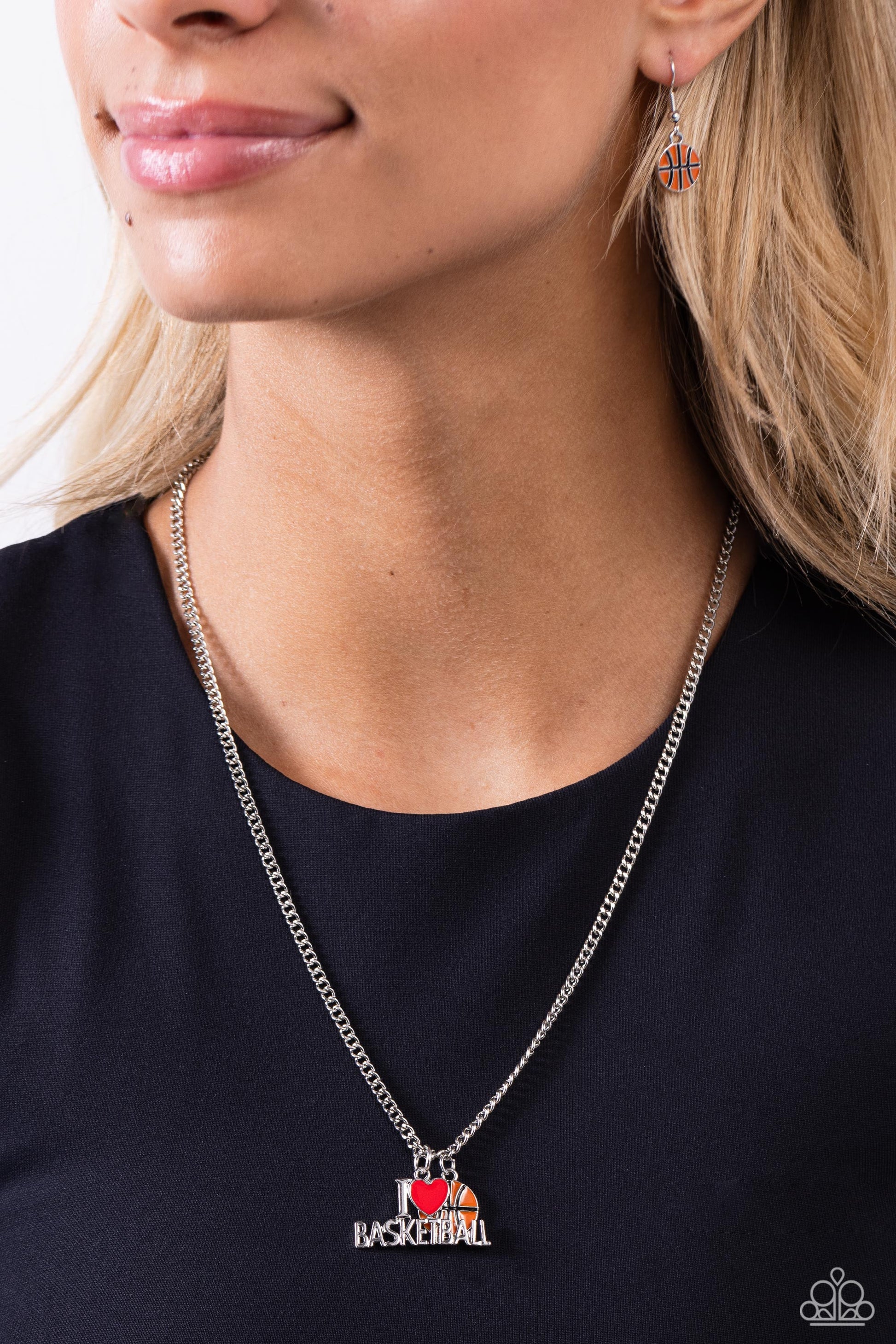 making-buckets-orange-p2wh-ogxx-272xx