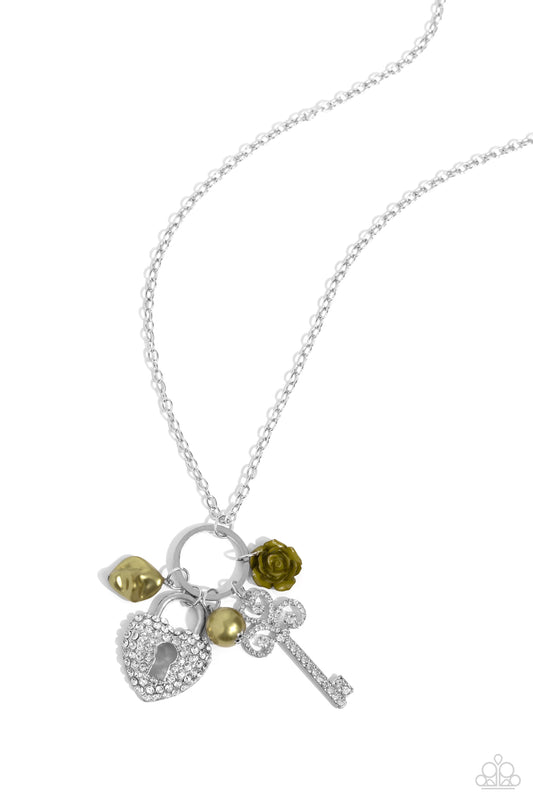 girly-gathering-green-p2re-grxx-291xx