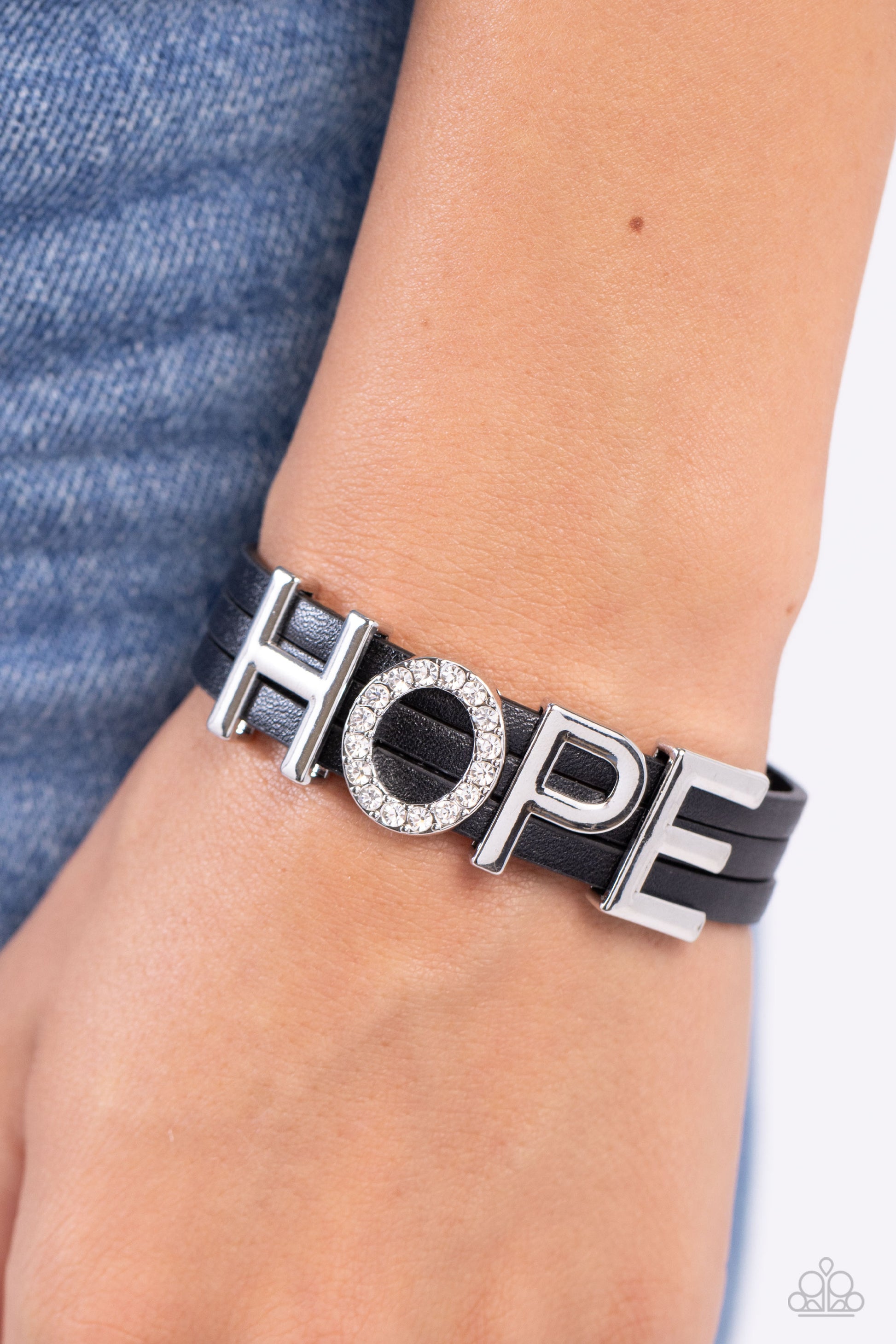 hopeful-haute-black-p9se-bkxx-345xx