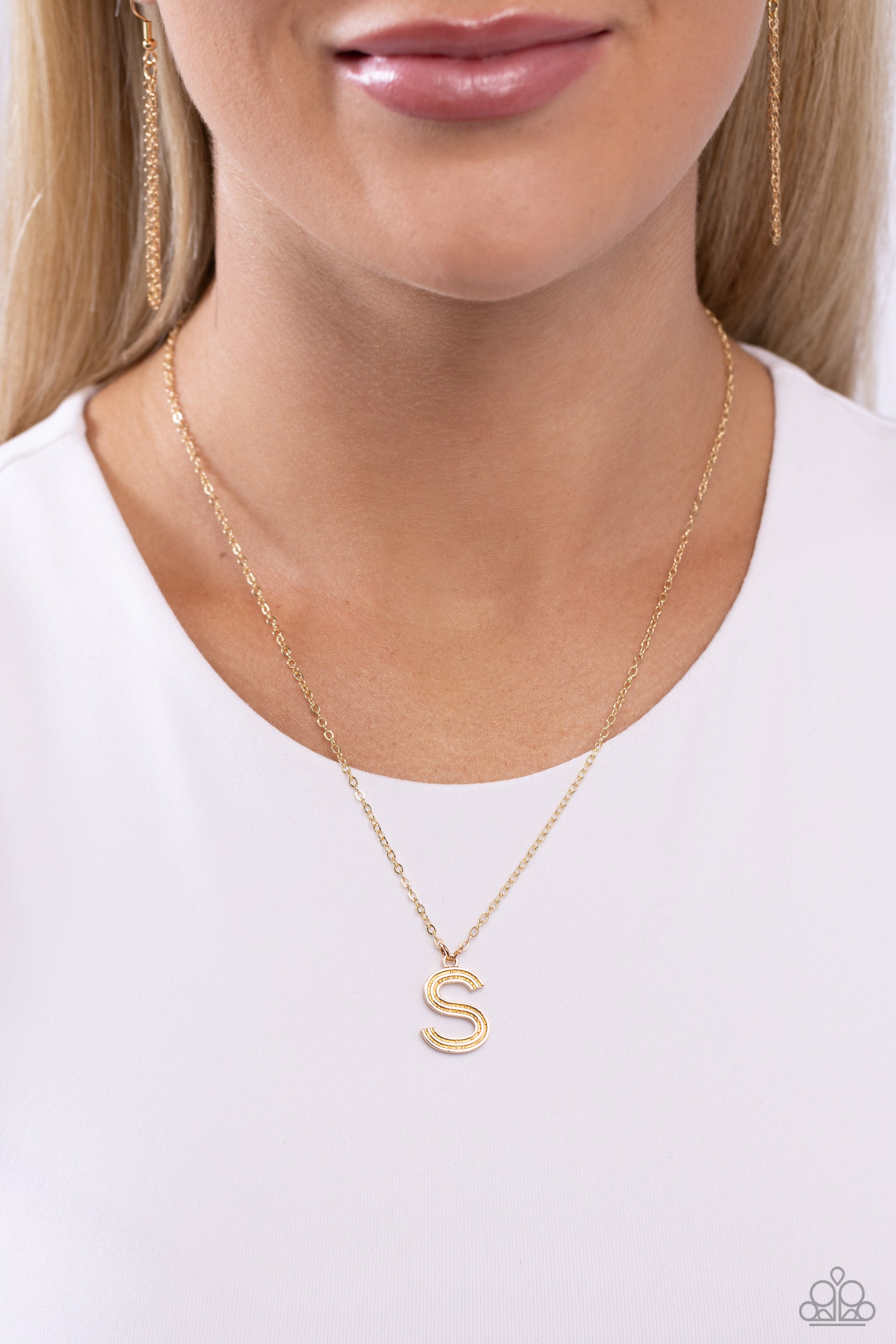 leave-your-initials-gold-s-p2da-gdxx-377xx