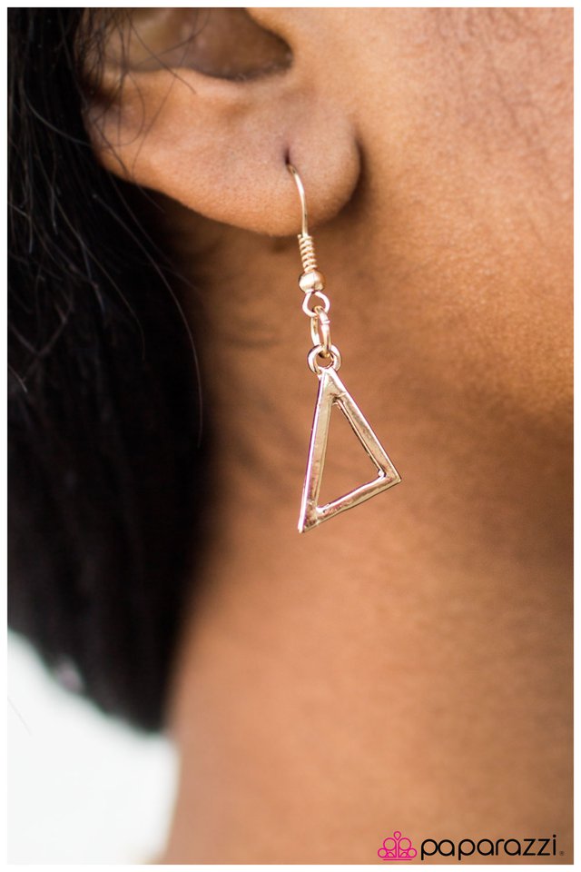 Paparazzi ♥ TRI As I May - Gold ♥ Necklace