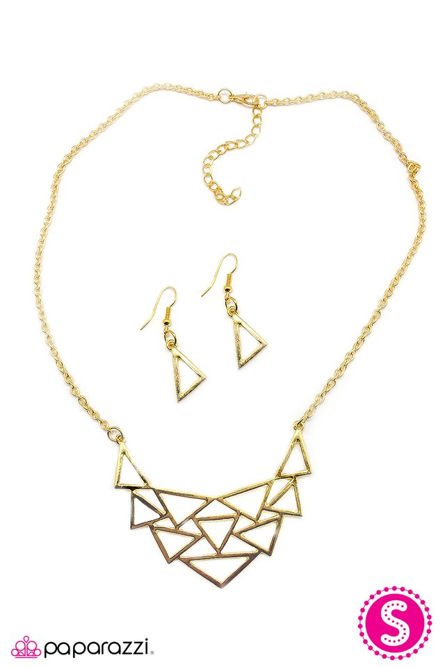 Paparazzi ♥ TRI As I May - Gold ♥ Necklace