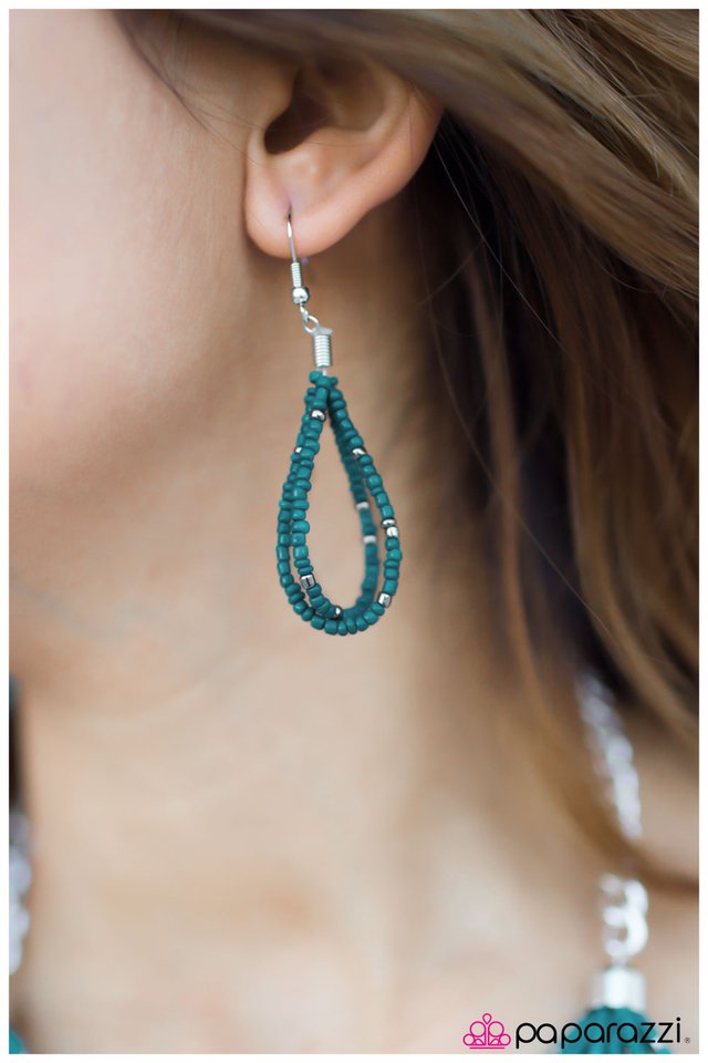 Paparazzi ♥ KNOT So Fast - Blue ♥ Necklace