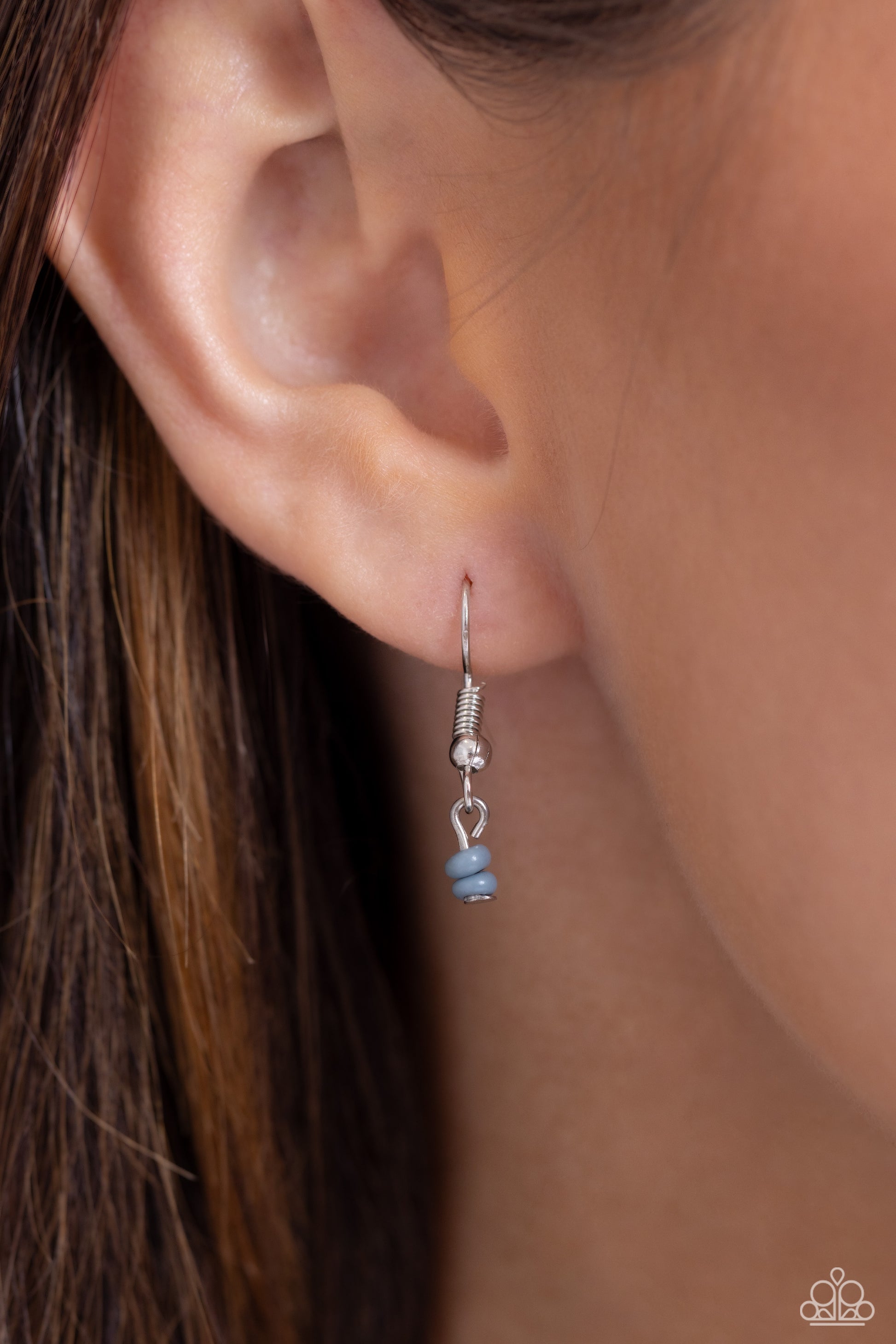 curated-collision-silver-p2da-svxx-410tl