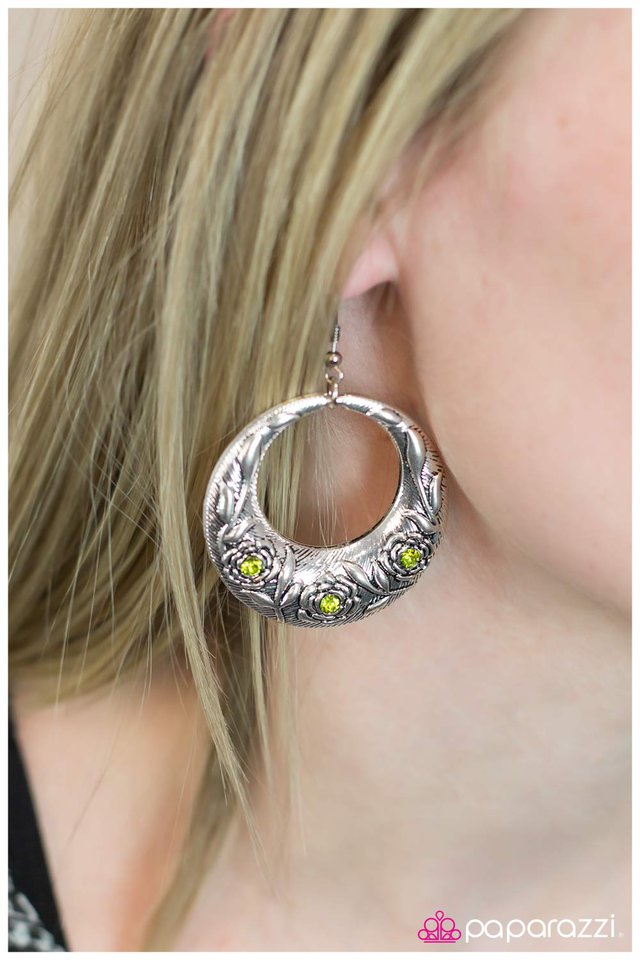 blooming-borders-green-p5wh-grxx-036xx