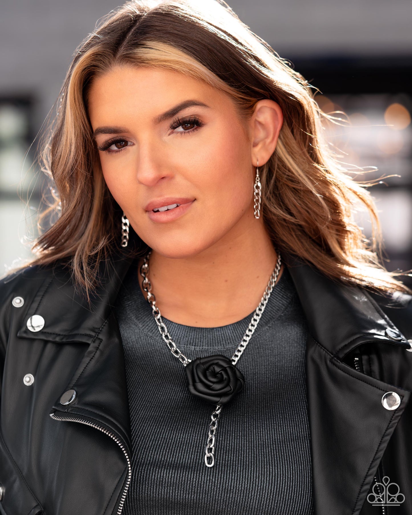 rose-and-cons-black-p2ba-bkxx-059xx