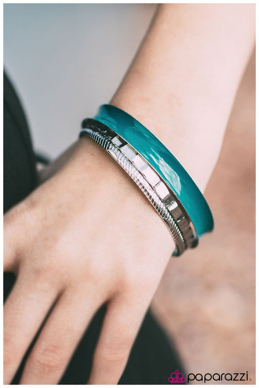 shes-a-metal-maniac-p9wh-blxx-036am