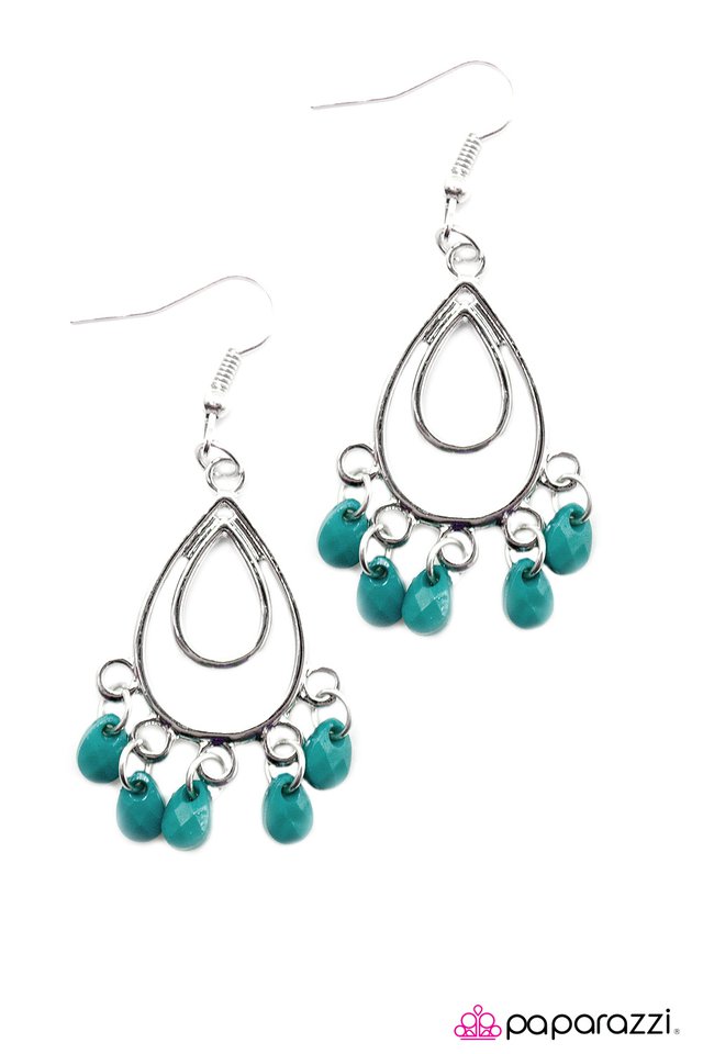 Paparazzi ♥ Bahama Mama - Blue ♥ Earrings