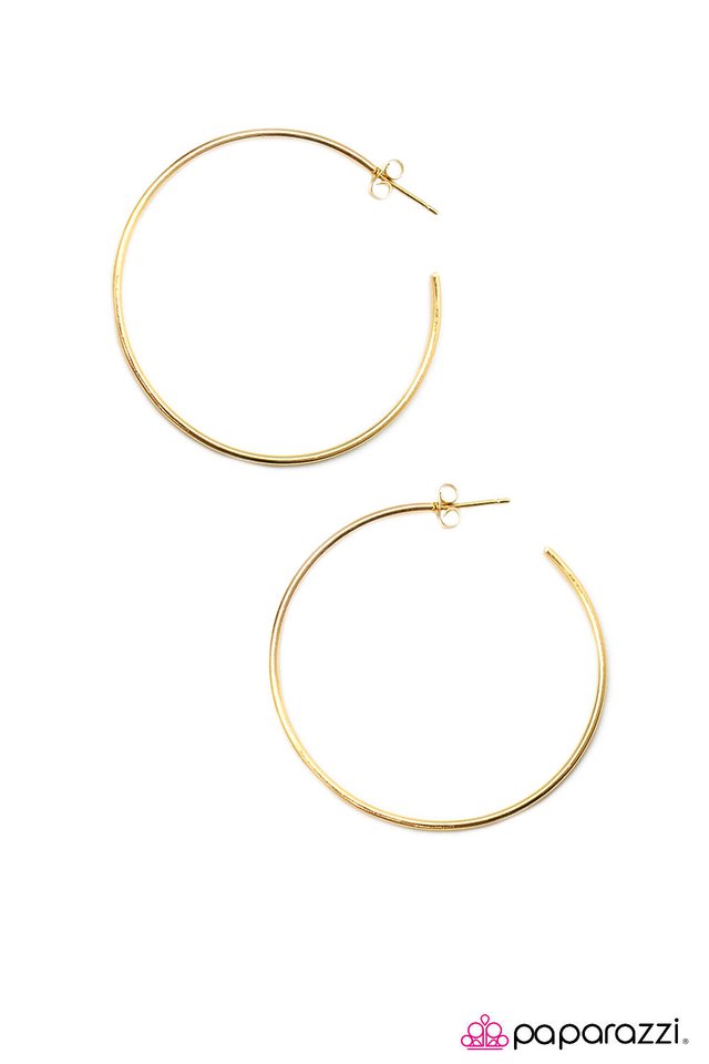Paparazzi ♥ HOOP There It Is - Gold ♥ Earrings