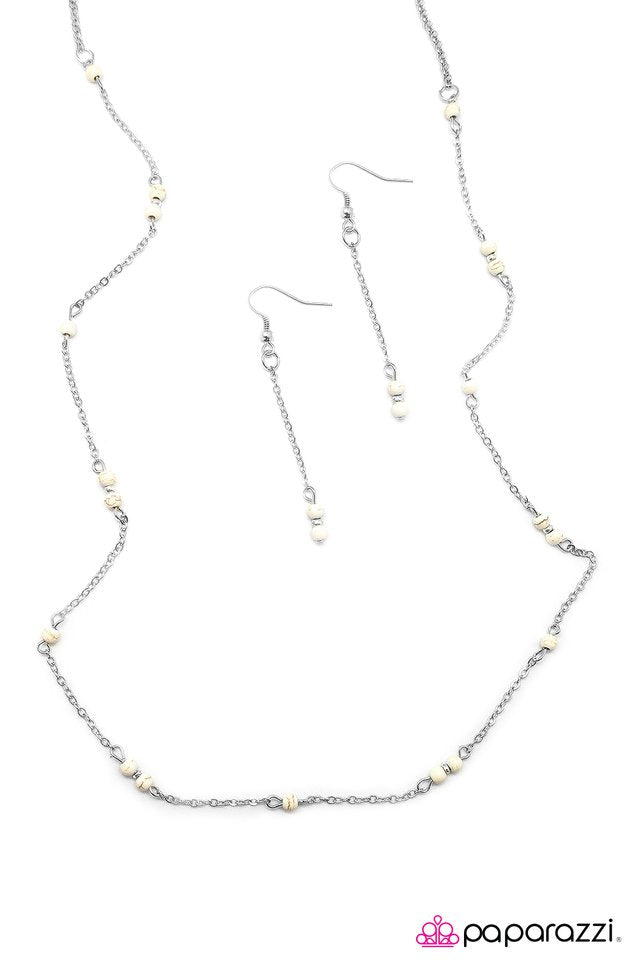 Paparazzi ♥ Desert Diablo - White ♥ Necklace