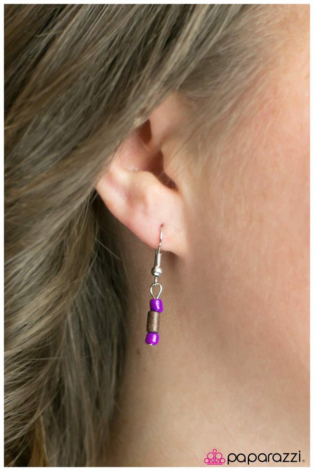 Paparazzi ♥ Fly Girl - Purple ♥ Necklace