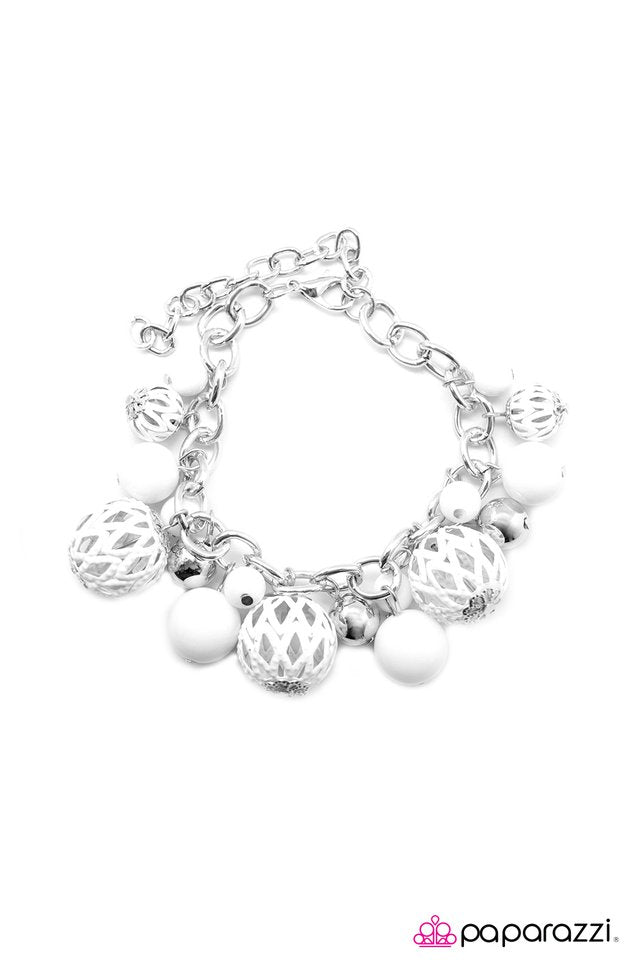Paparazzi ♥ An EIFFEL Of Wonder - White ♥ Bracelet