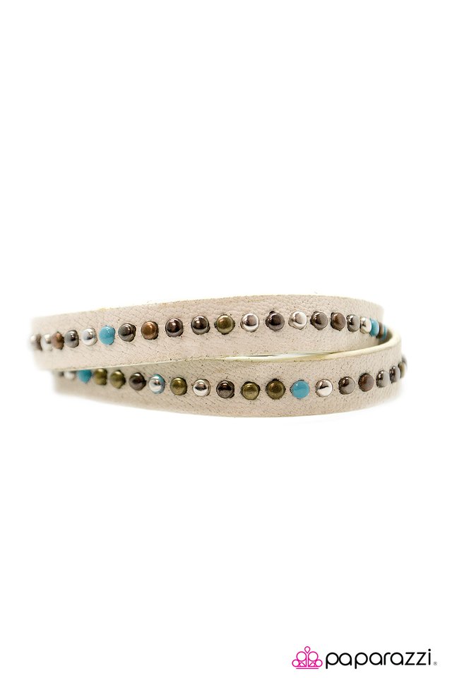 Paparazzi ♥ Cowgirl Up - White ♥ Bracelet