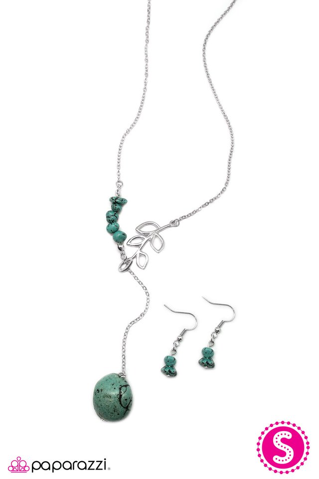 Paparazzi ♥ Standing My Ground - Blue ♥ Necklace