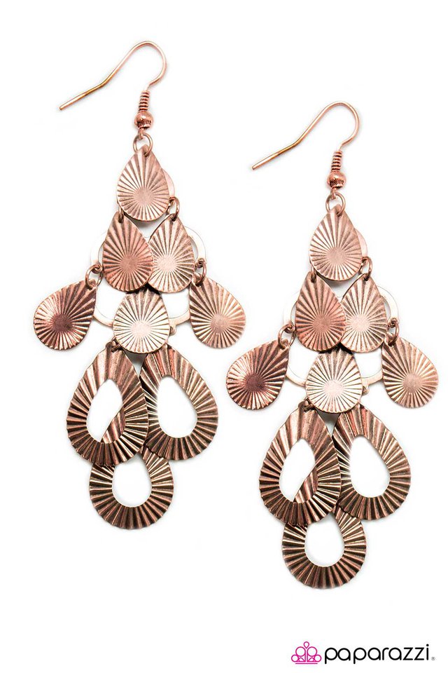 Paparazzi ♥ Climbing The Social Ladder - Copper ♥ Earrings