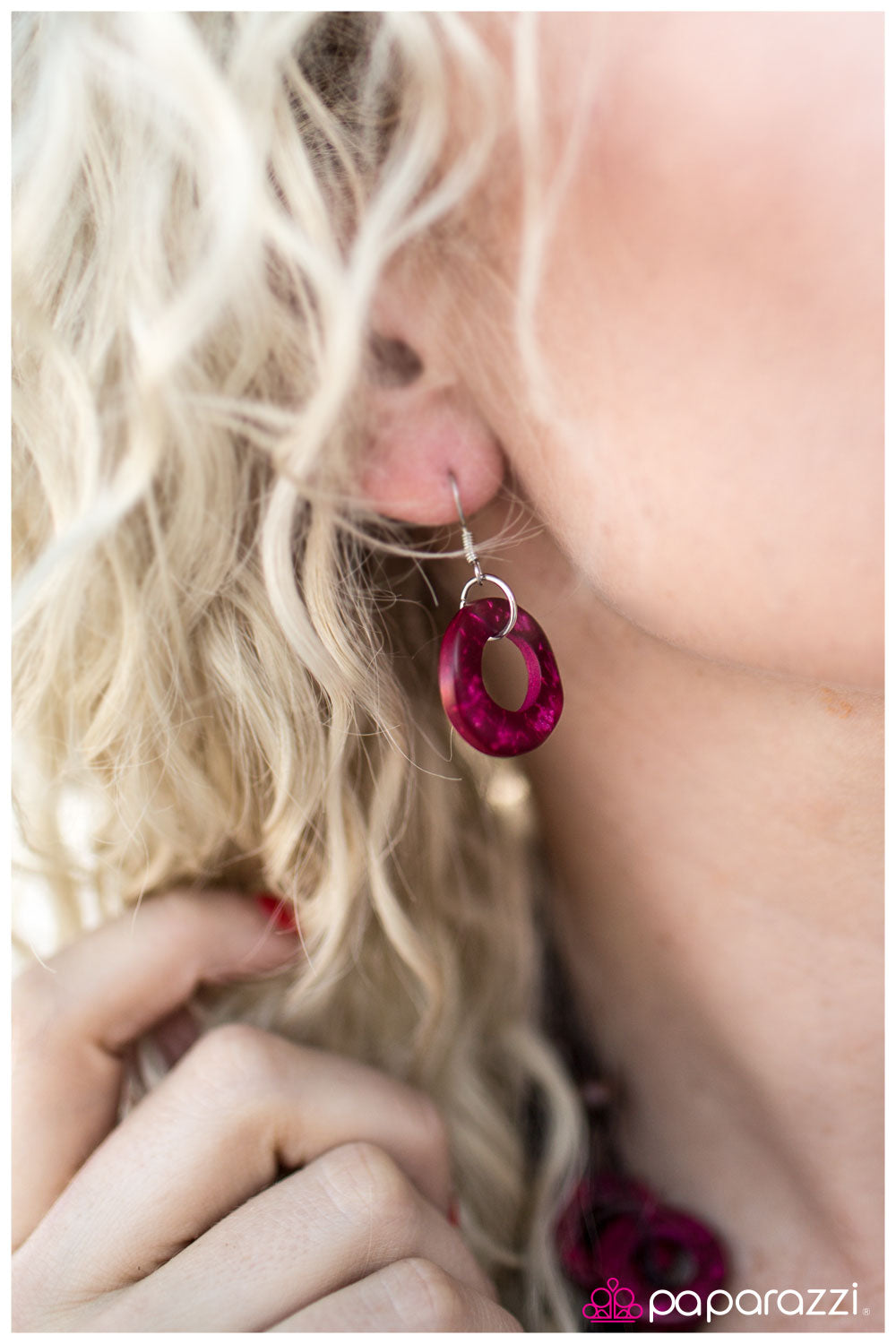 Paparazzi ♥ Catch and Release - Pink ♥  Necklace