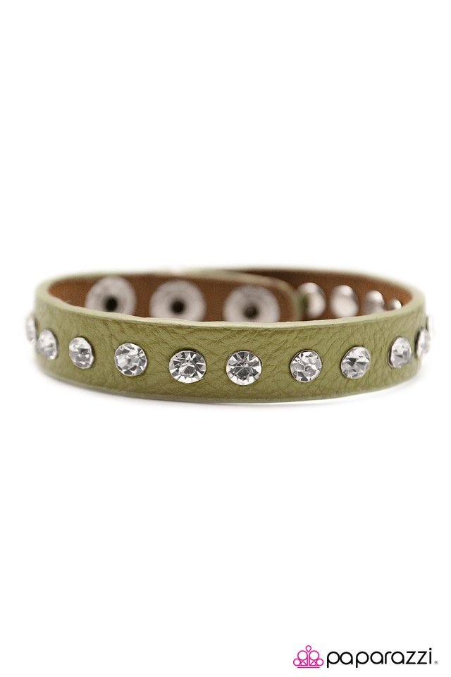 Paparazzi ♥ No Glitz, No Glory - Green ♥ Bracelet