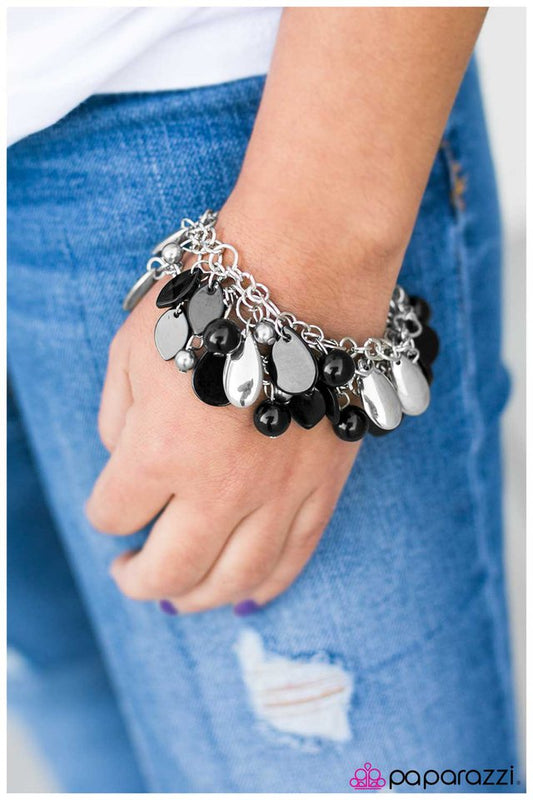 whats-the-commotion-p9wh-bksv-031xx