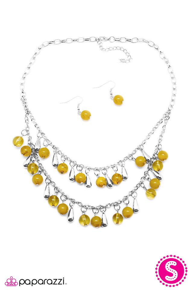 Paparazzi ♥ Stop, Drop, and Roll - Yellow ♥ Necklace
