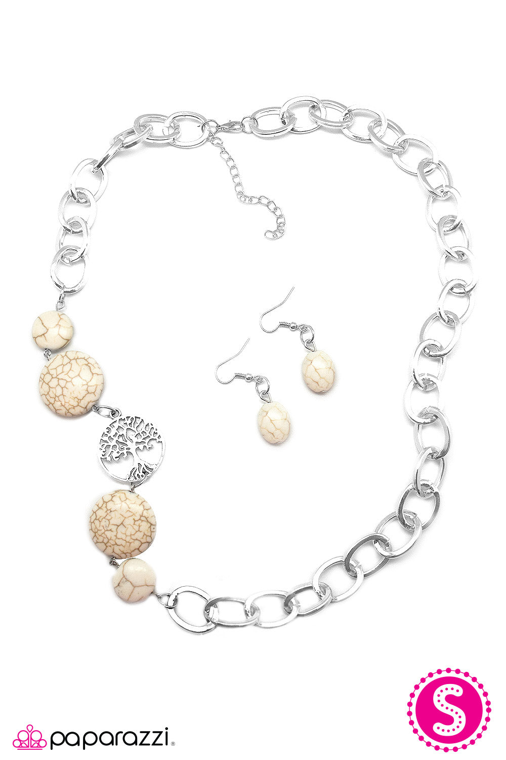 Paparazzi ♥ Pure Country - White ♥  Necklace