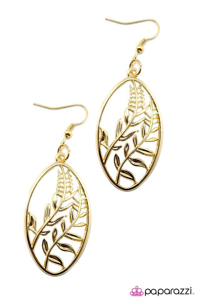 Paparazzi ♥ You Reap What You Sow - Gold ♥ Earrings