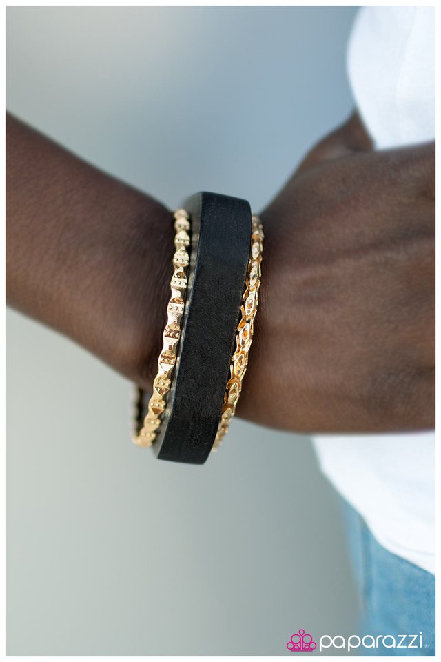 woodnt-be-caught-dead-p9ed-bkgd-026xx