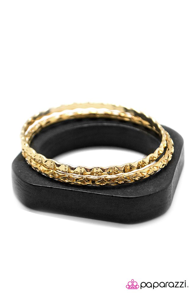 Paparazzi ♥ WOODnt Be Caught Dead - Black ♥ Bracelet