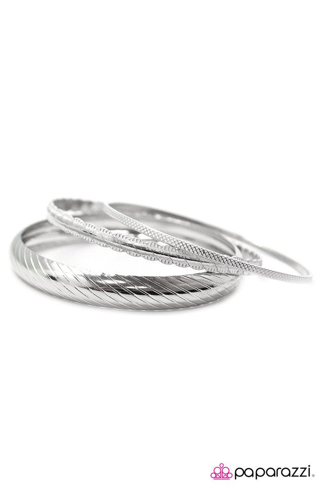 Paparazzi ♥ In High Spirits - White ♥ Bracelet