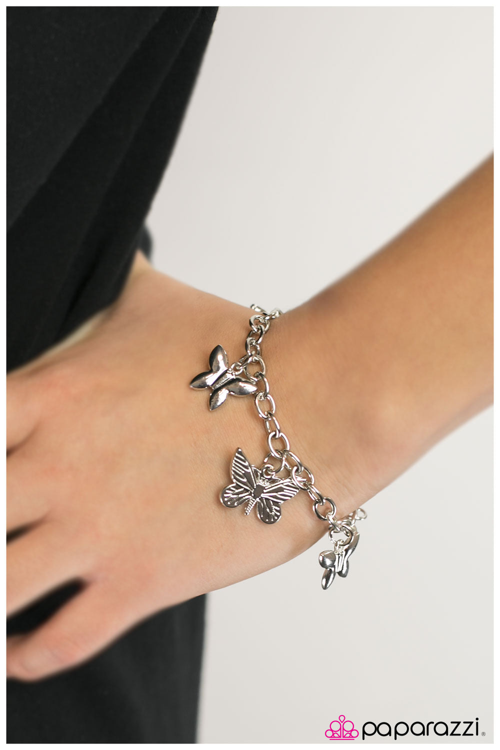 dance-of-the-butterflies-p9wh-svxx-034xx