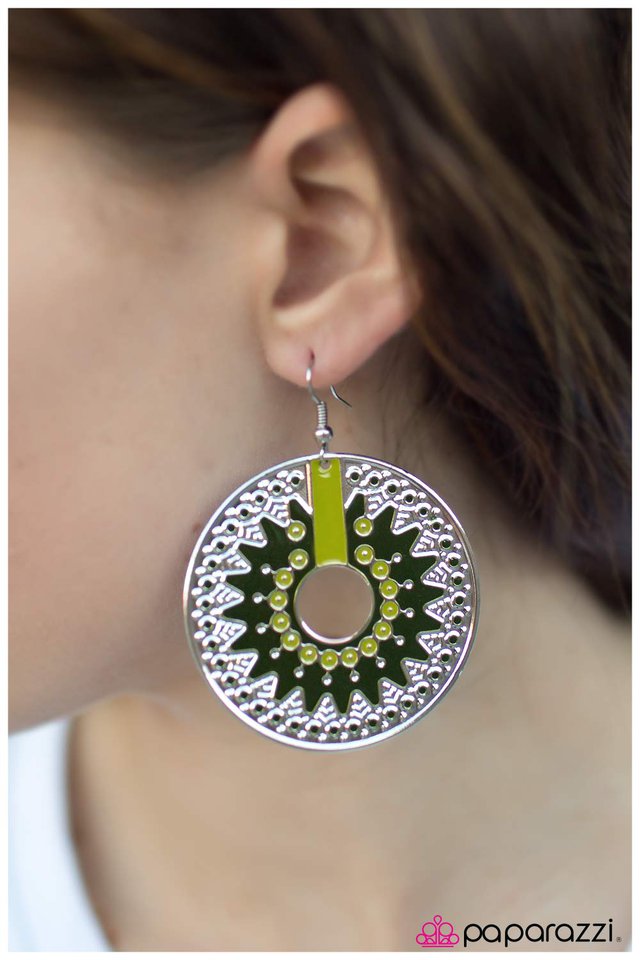 the-essence-of-radiance-green-p5tr-mtgr-022xx
