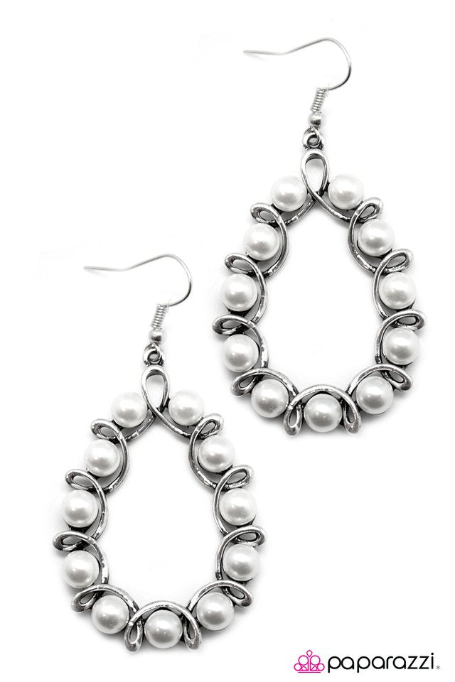 Paparazzi ♥ A Gala Affair - White ♥ Earrings