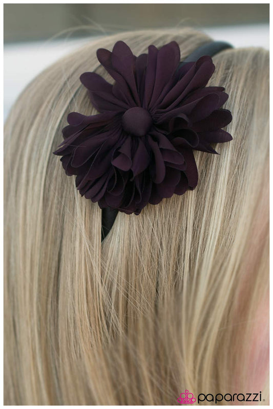 writing-my-own-fairytale-purple-p6ca-prxx-023xx