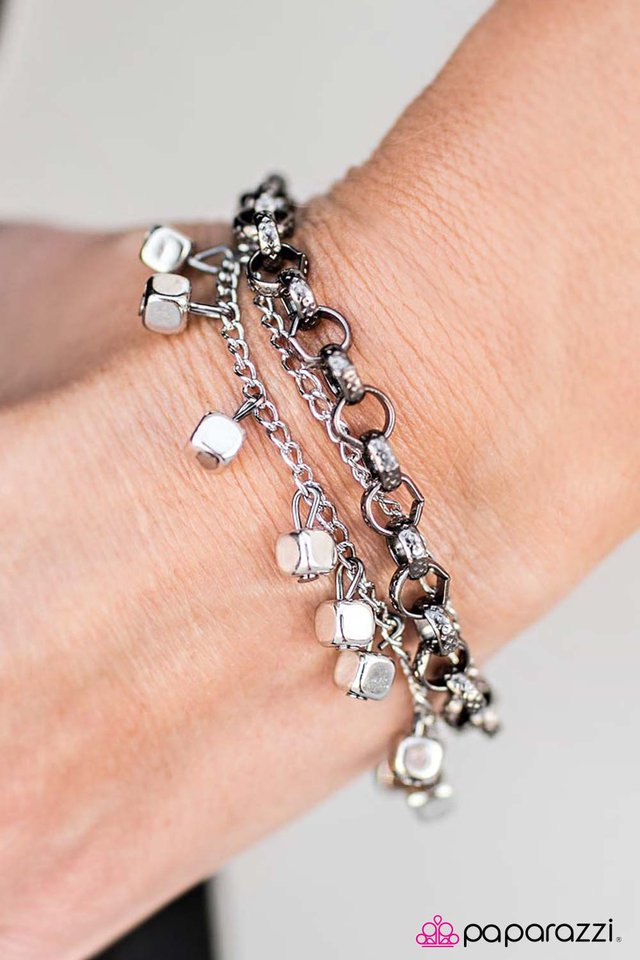 times-square-silver-p9in-svxx-038ca