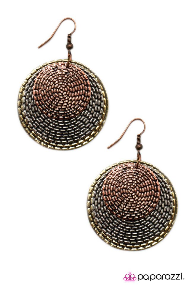 Paparazzi ♥ Turn The Beat Around - Multi ♥ Earrings