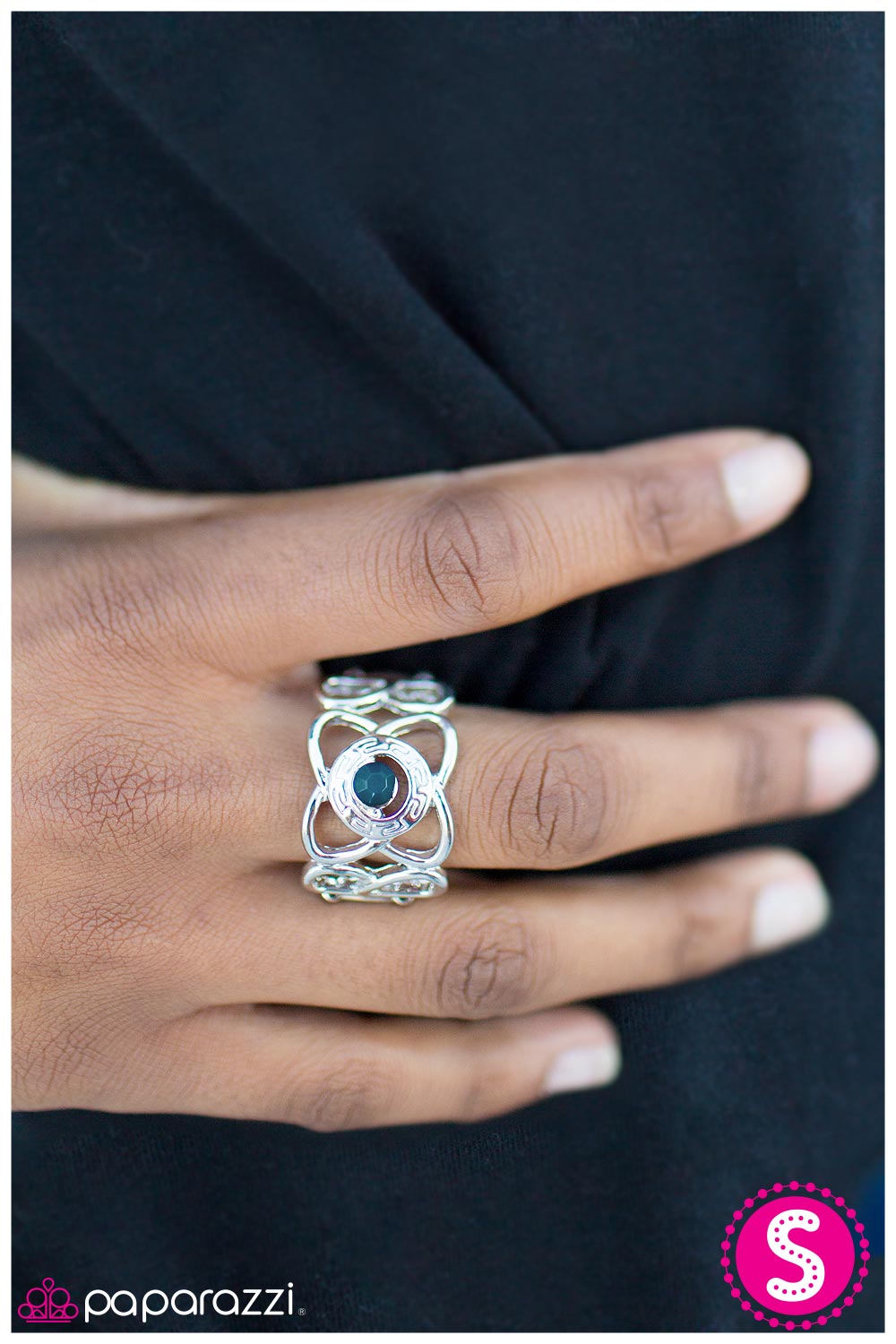 in-the-middle-of-nowhere-blue-p4se-blxx-034xx