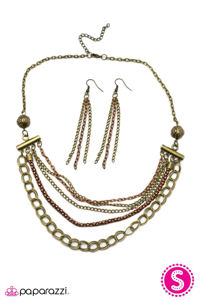Paparazzi ♥ Bar None - Brass ♥ Necklace