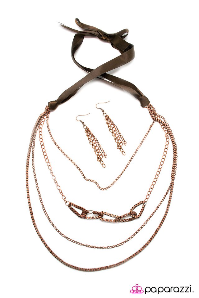 Paparazzi ♥ Delicately Dangerous - Copper ♥ Necklace
