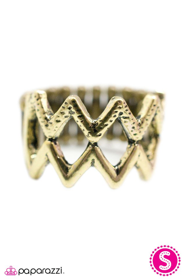 Paparazzi ♥ Across The Nile - Brass ♥ Ring