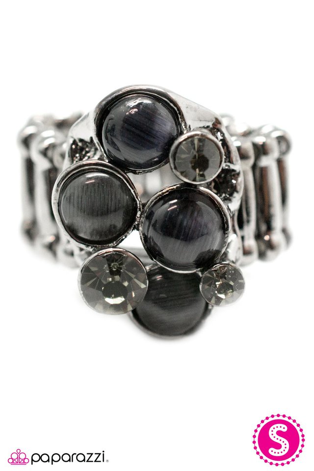 Paparazzi ♥ Treasure Island - Black ♥ Ring