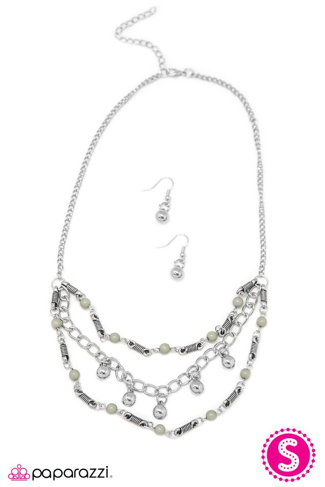 Paparazzi ♥ Only the Finest - Green ♥ Necklace