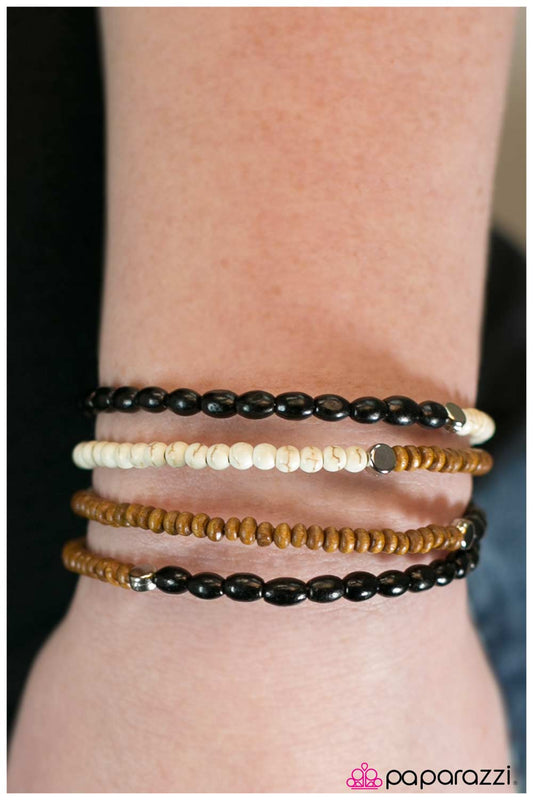 its-human-nature-white-p9se-wtxx-033xx