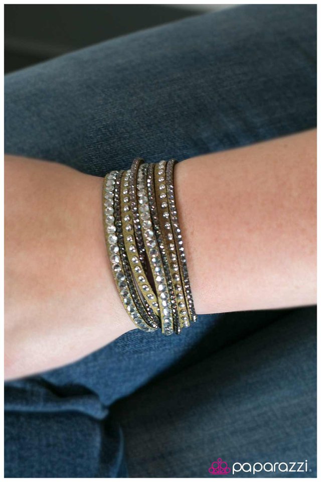 i-dont-mean-to-brag-green-p9ur-urgr-020xx