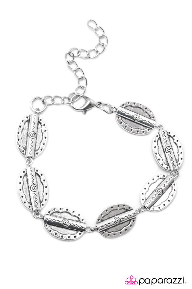 Paparazzi ♥ Incan Inspiration - Silver ♥ Bracelet